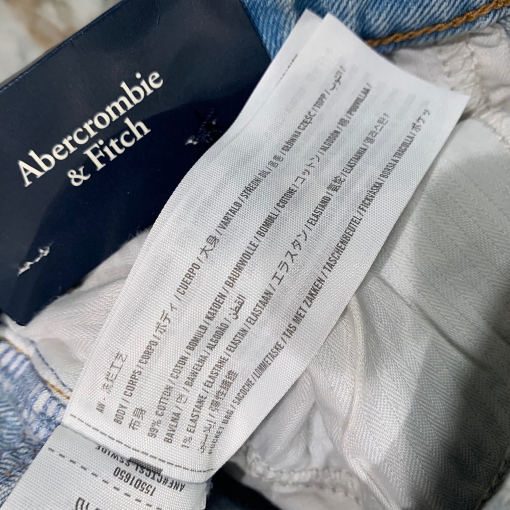 Abercrombie Curve Love 90s Relaxed Jeans Women's 27/4R High Rise Light Wash NEW - Picture 7 of 11